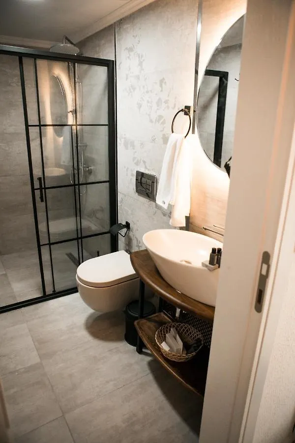 Molo Urla Hotel 0*,